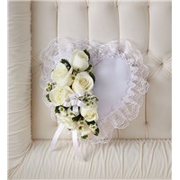 casket-heart-white-pillow 